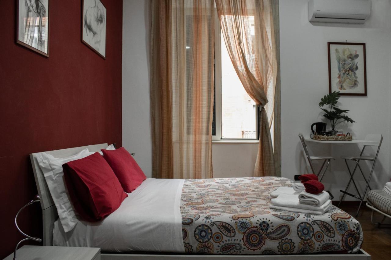 Pomodoro Ac Bed & Breakfast Naples Exterior photo